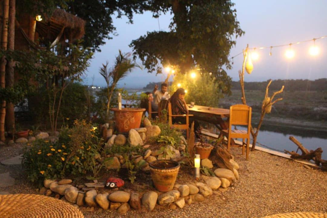 סאורהה Happy Lemon Tree Lodge מראה חיצוני תמונה